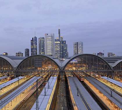 Wie manage ich einen Bahnhof? Anforderungen im Wandel der Zeit System