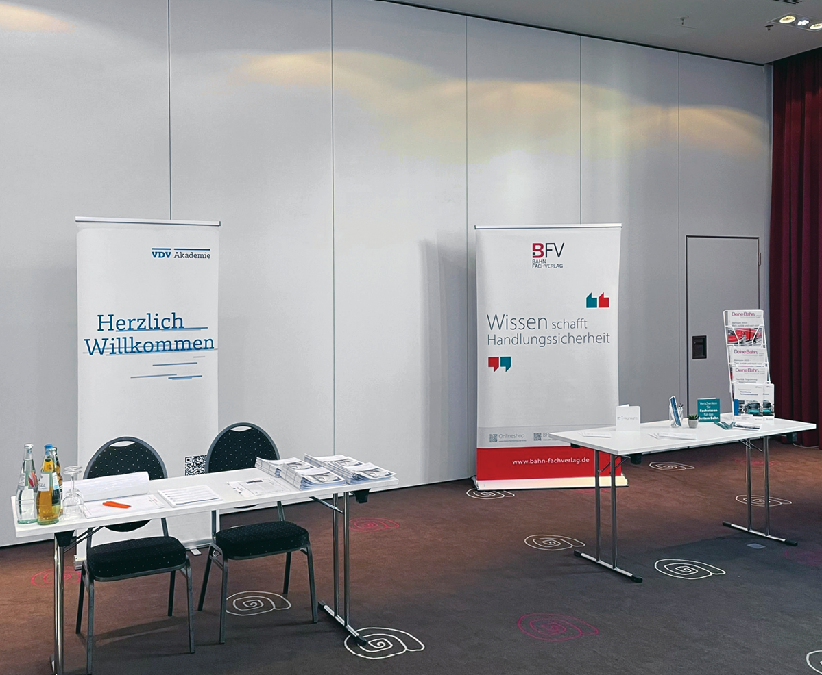 Fachexpertise vor Ort: der Stand des Bahn Fachverlags in der Nachbarschaft der VDV-Akademie, in welcher der Verlag neues Mitglied ist (Foto: Bahn Fachverlag GmbH)