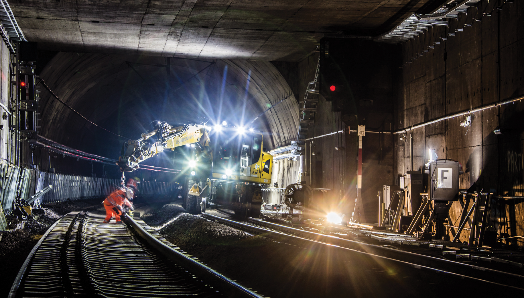 Investitionen in die Infrastruktur, hier S-Bahn-Anbindung Gateway Gardens