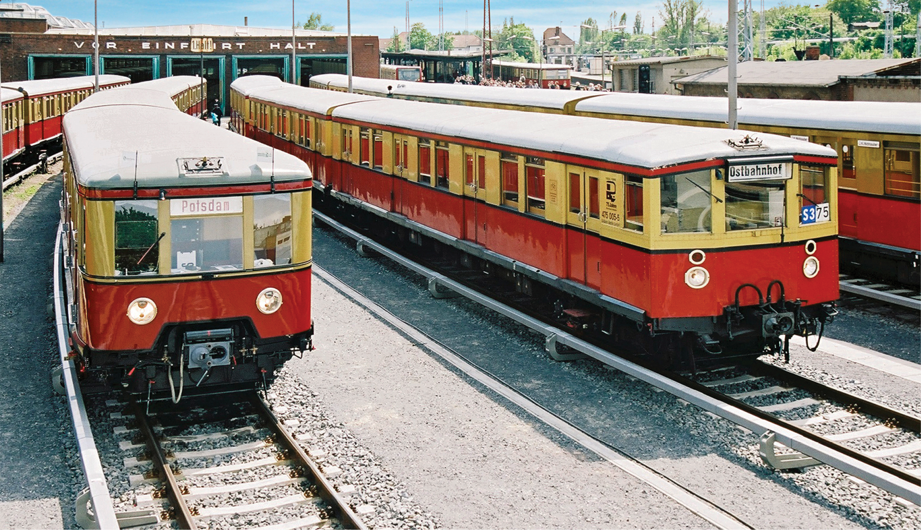 Baureihe 167 (links) und Baureihe 165 (rechts)