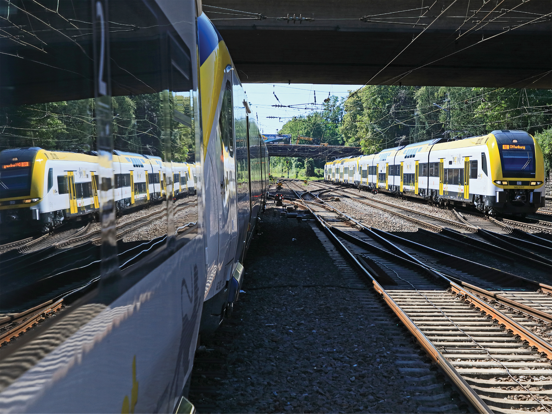 Abgestellte Mireo-Garnitur am Bahnhof Offenburg