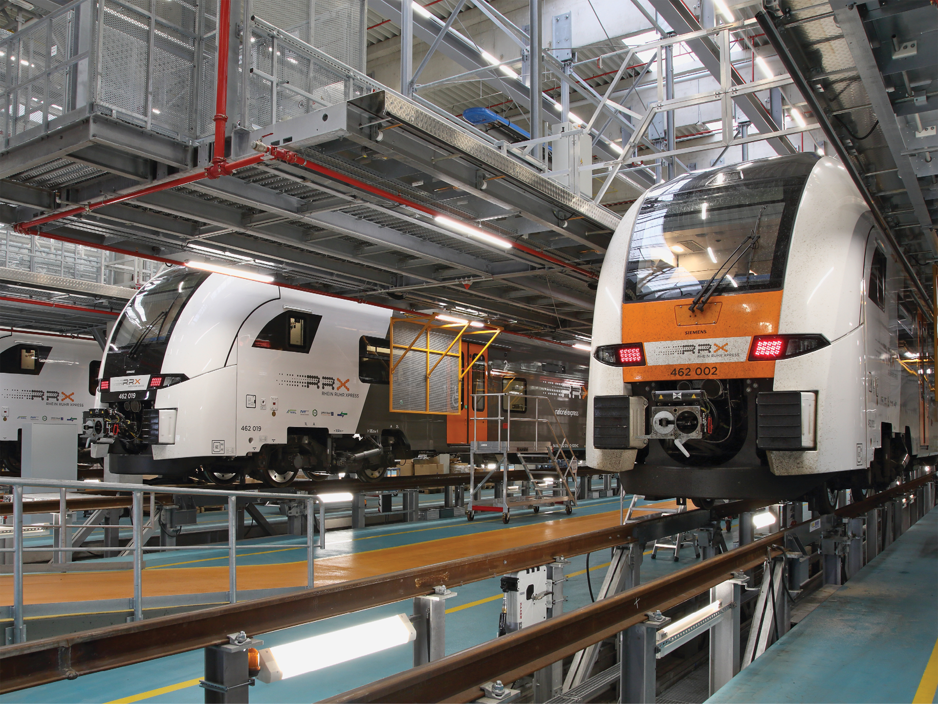 Zwei RRX-Züge beim Wartungsaufenthalt im Rail Service Center von Siemens in Dortmund-Eving
