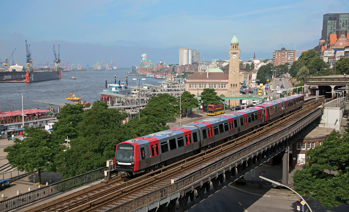 U-Bahn am Hamburger Hafen