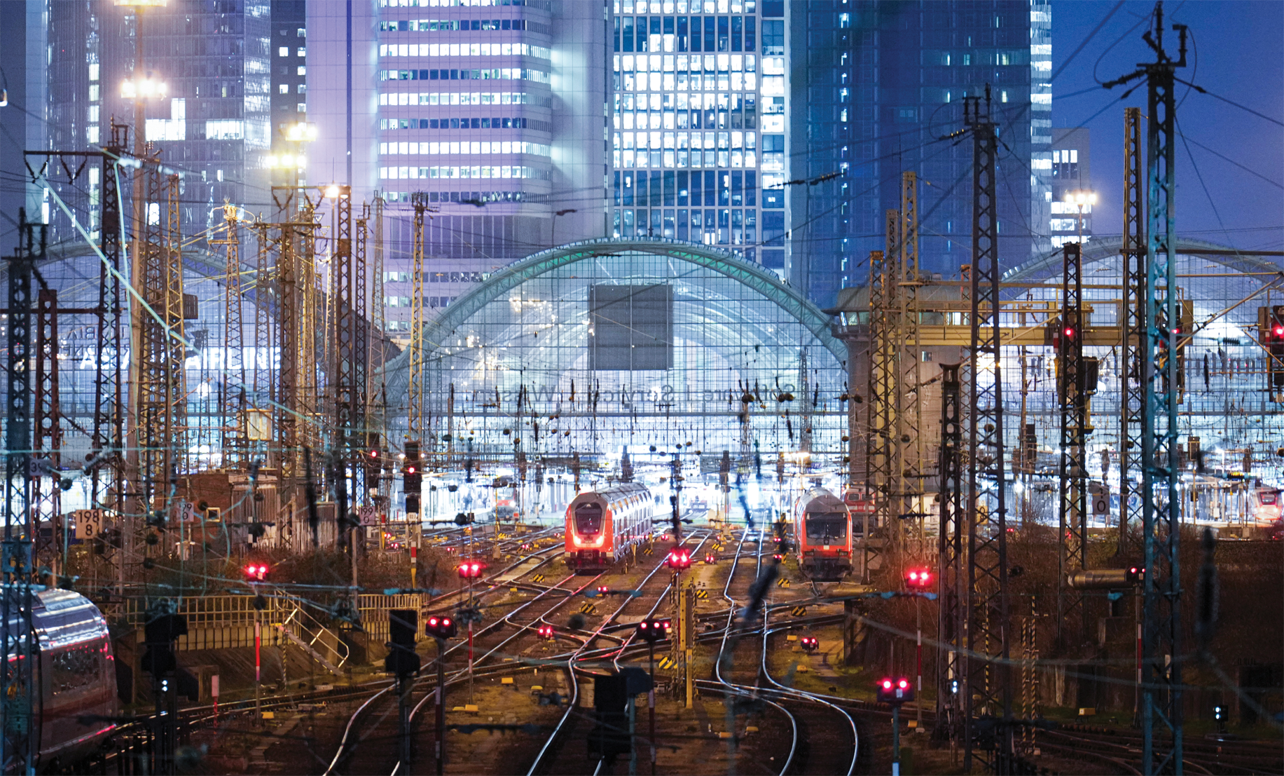 An hochbelasteten Bahnknoten wie Frankfurt am Main sollen weniger Züge fahren, um die Pünktlichkeit zu erhöhen