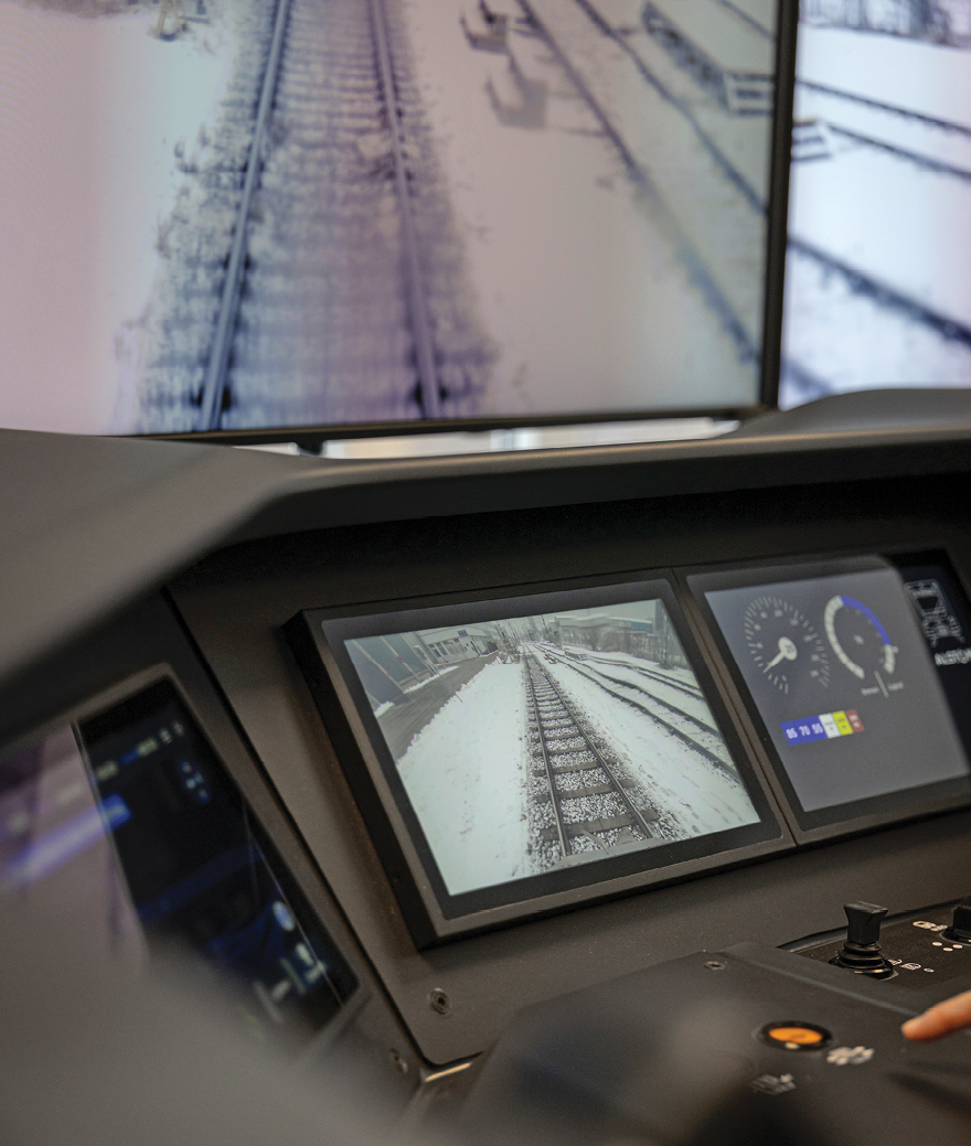 Ferngesteuertes Rangieren bei der S-Bahn M&uuml;nchen: Im Wagenbetriebsdienst kann Automatisierung die Mitarbeitenden entlasten und Berufe attraktiver machen